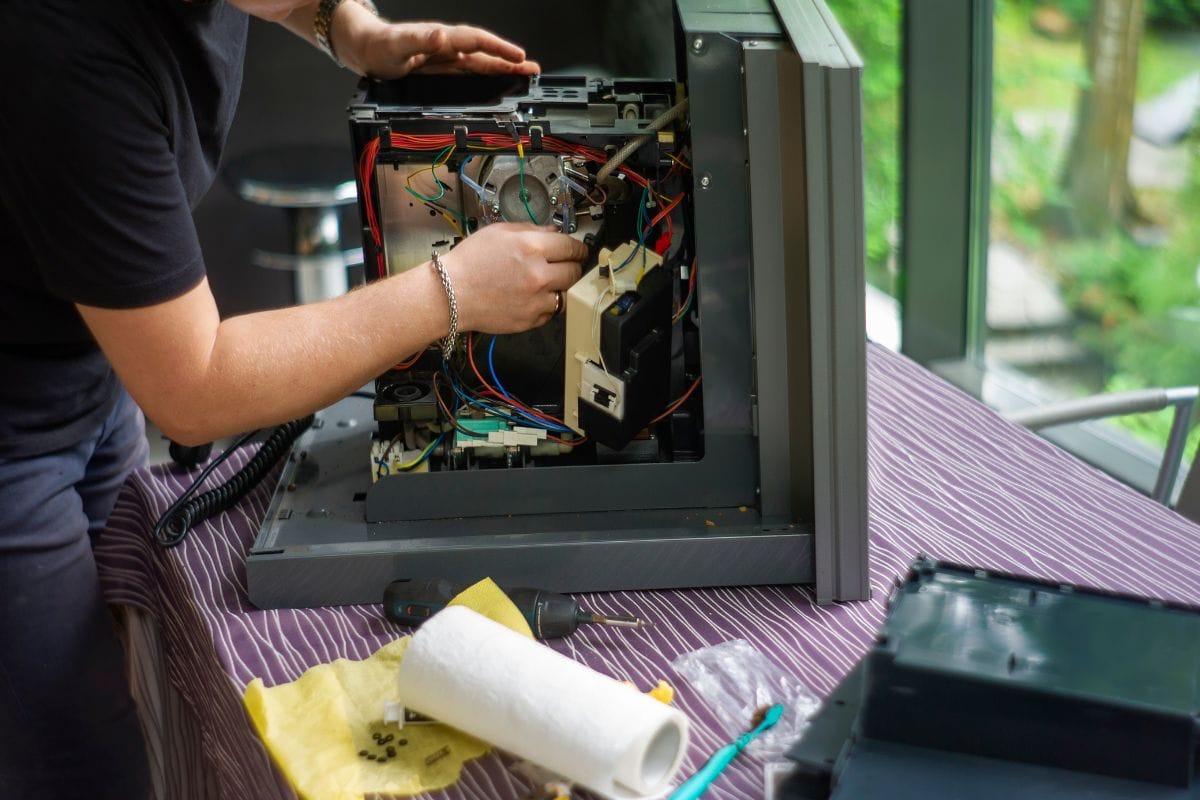 Reparación de electrodoméstico General Electric en una residencia de Madrid electrodoméstico General Electric en una residencia de Madrid